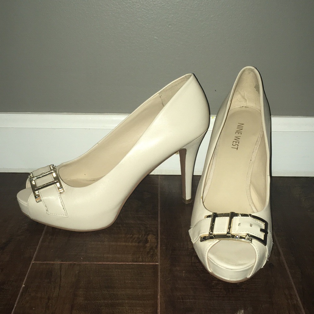 Nine West Leather Pumps/Heels